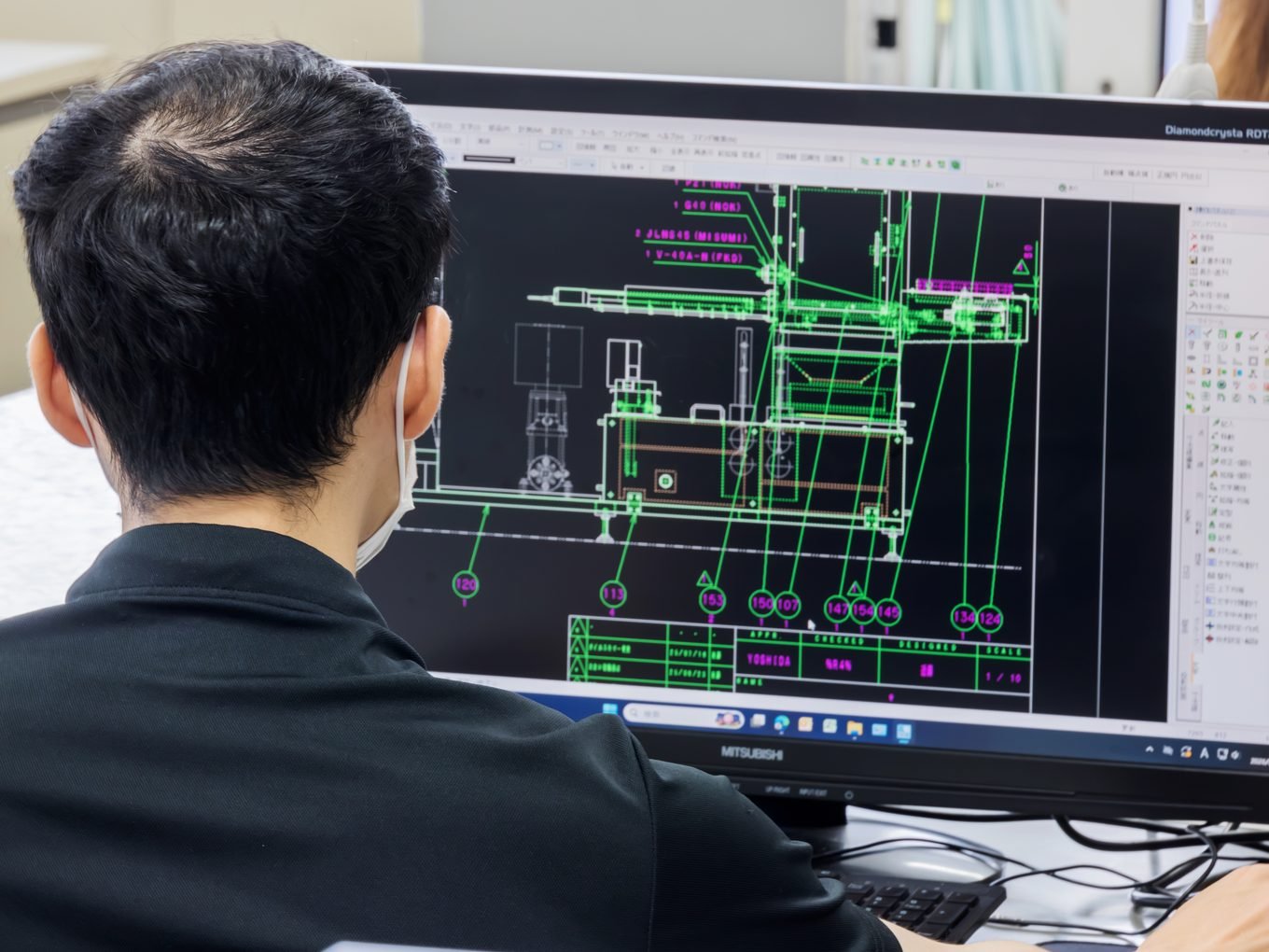 CAD で設計を行う様子